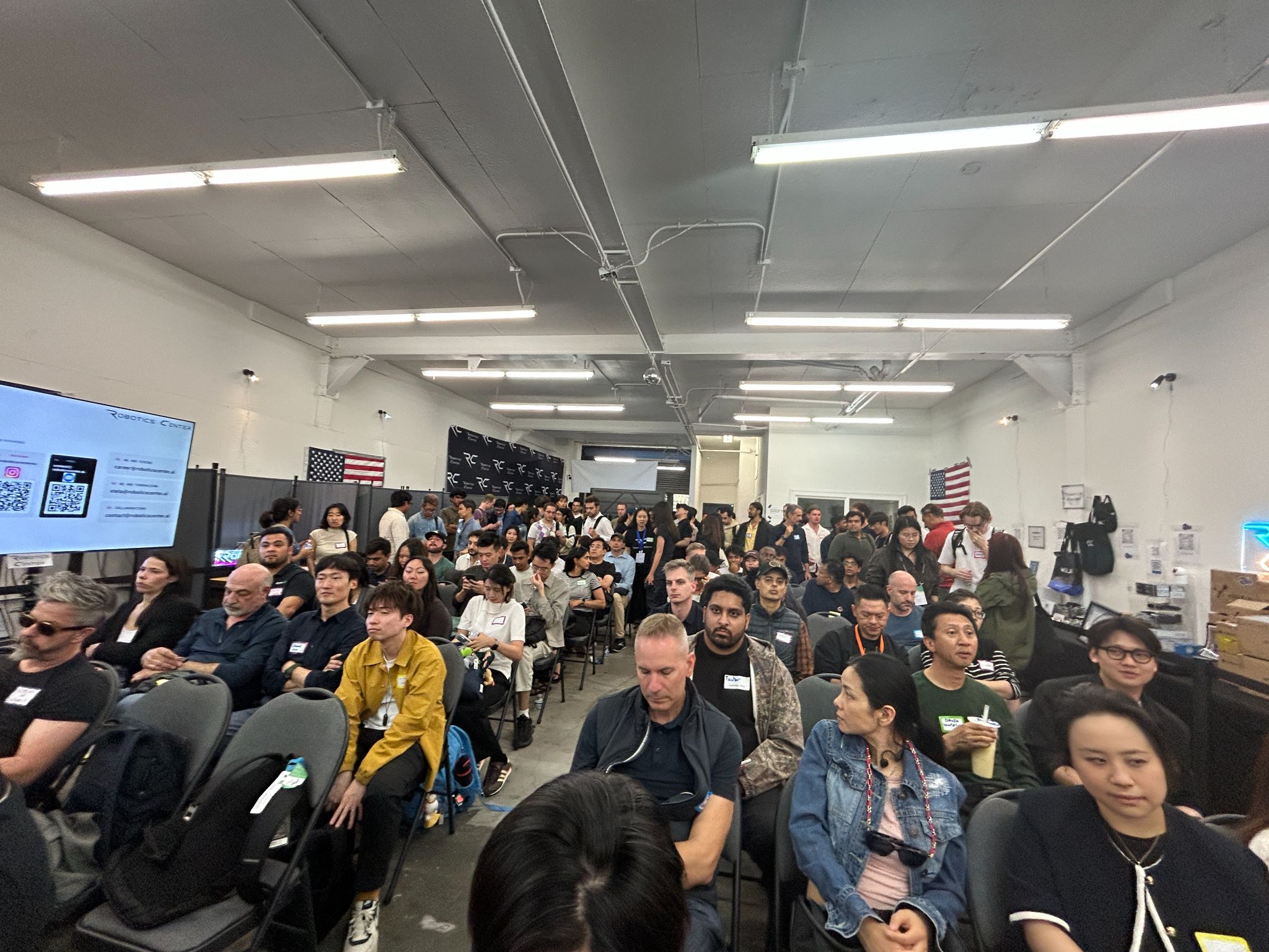 The crowd during the panel